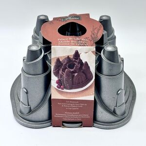 Nordic Ware Castle Palace Royale Bundt Pan Bakeware